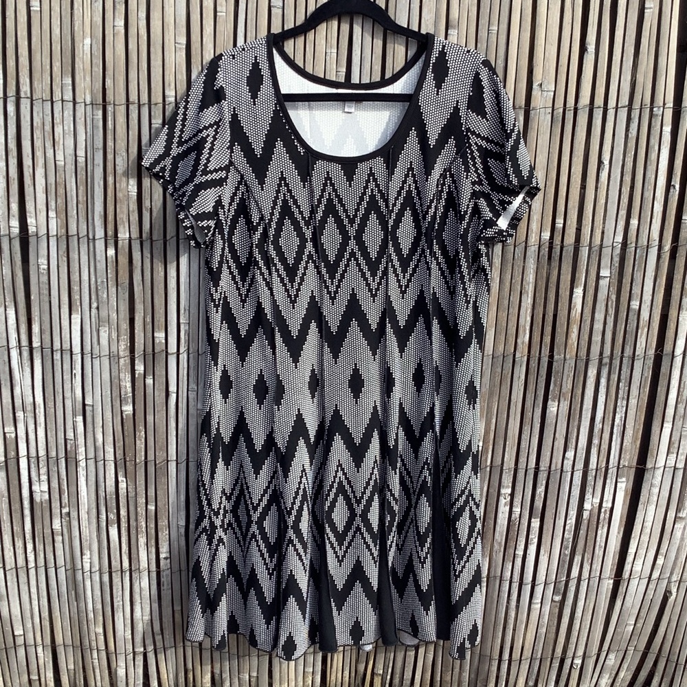 Avenue size 18/20 Fit and Flare Dress